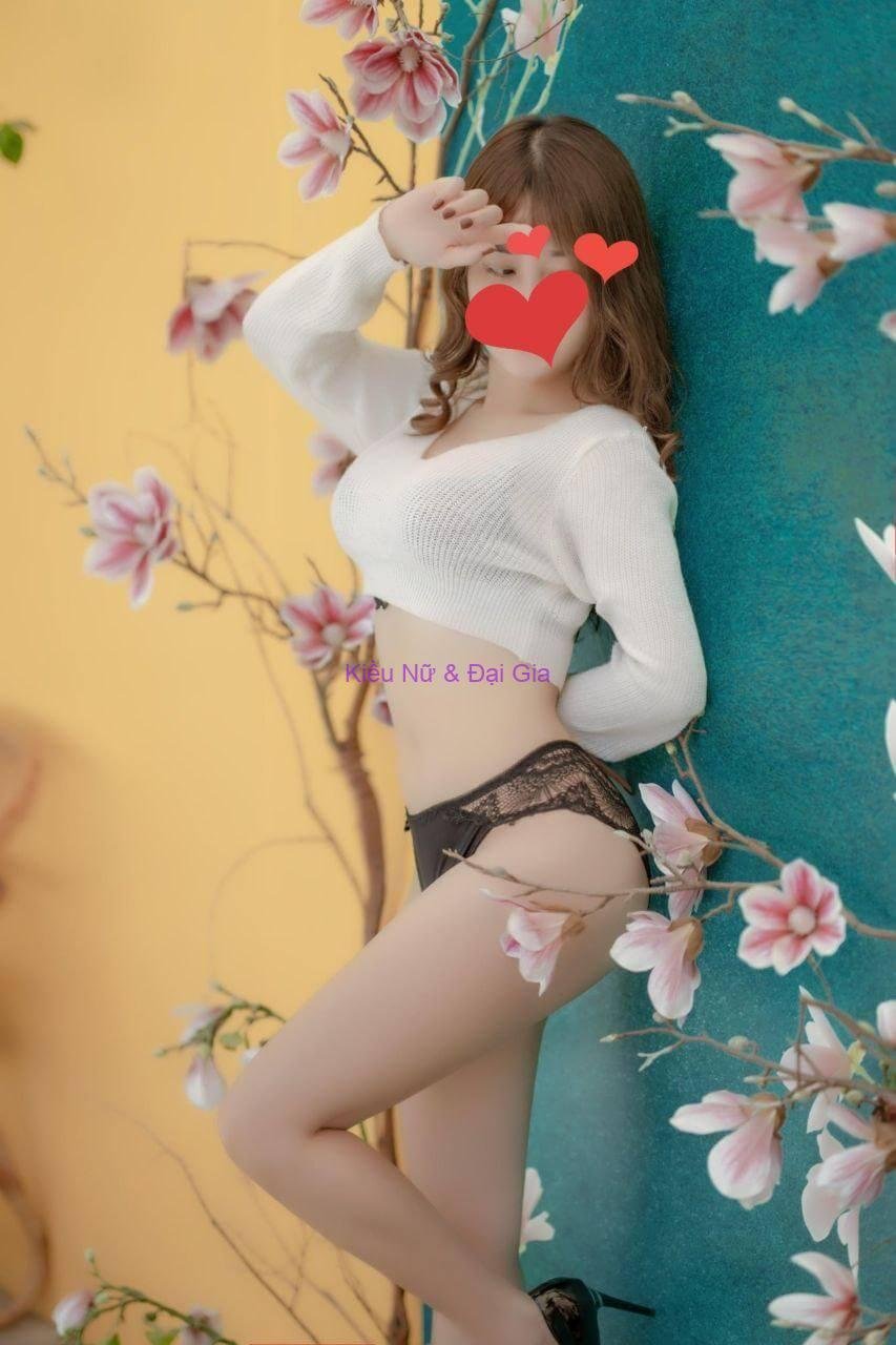 Linh Nari-body gợi dục đáng giá gái ngon body đẹp